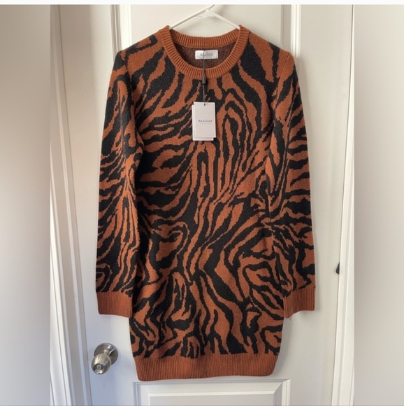 NAADAM Wool-Cashmere Animal Jacquard Sweaterdress NWT MSRP$425 - Picture 7 of 10